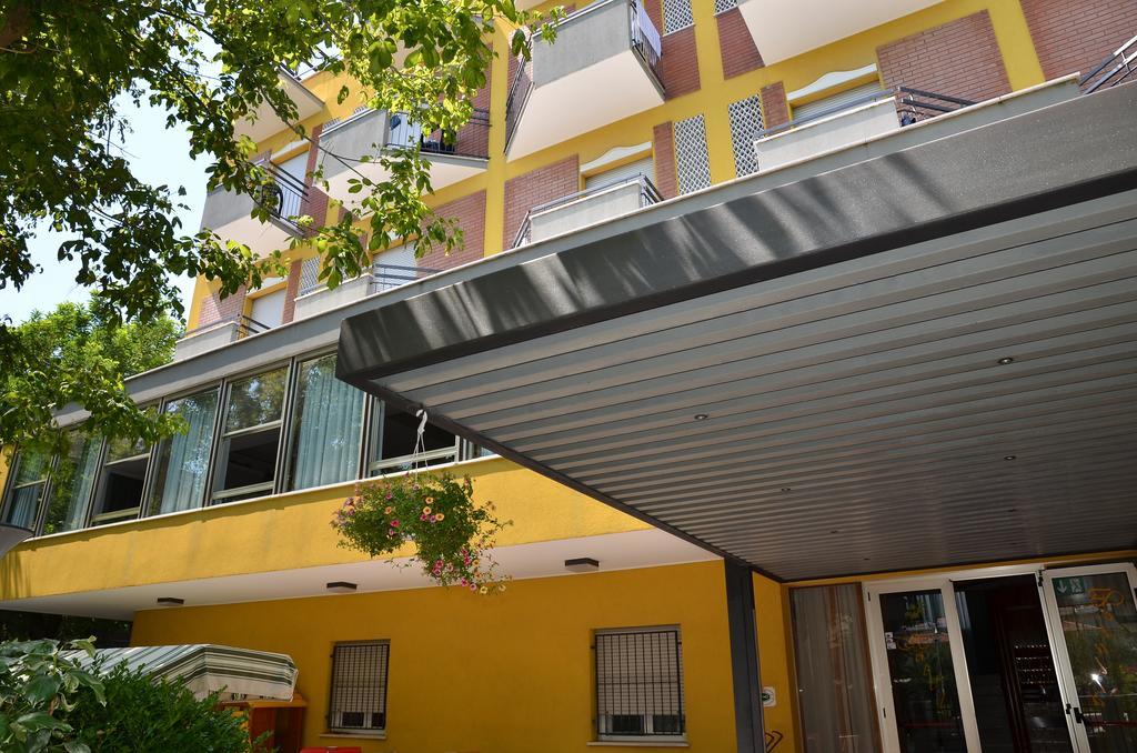 Hotel Betulla Rimini Exterior photo